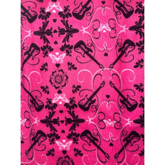 Kid’s Hot Pink Guitar Pattern Pajama Bottoms 💕 - Picture 10 of 15